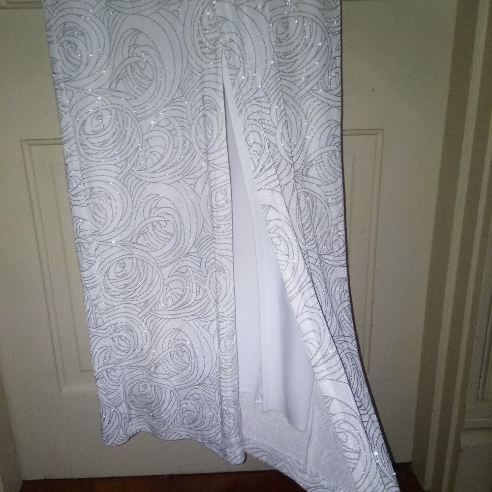 ⭐️White House / Black Market Dress⭐️ - Picture 8 of 8